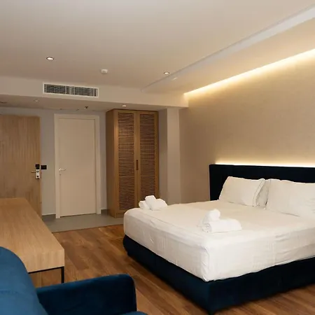 Hotel Bounty Golem (Tirana)