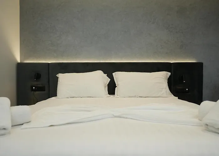 Bounty Szálloda Golem