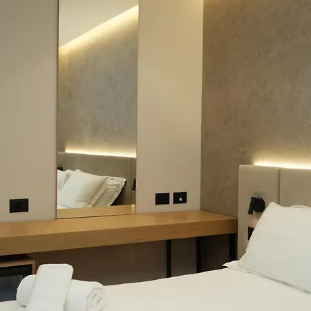 Bounty Golem (Tirana)